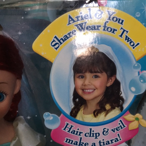 The Little Mermaid Special Edition Royal Wedding - Picture 3 of 7